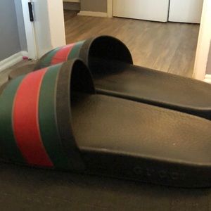 Gucci web slides